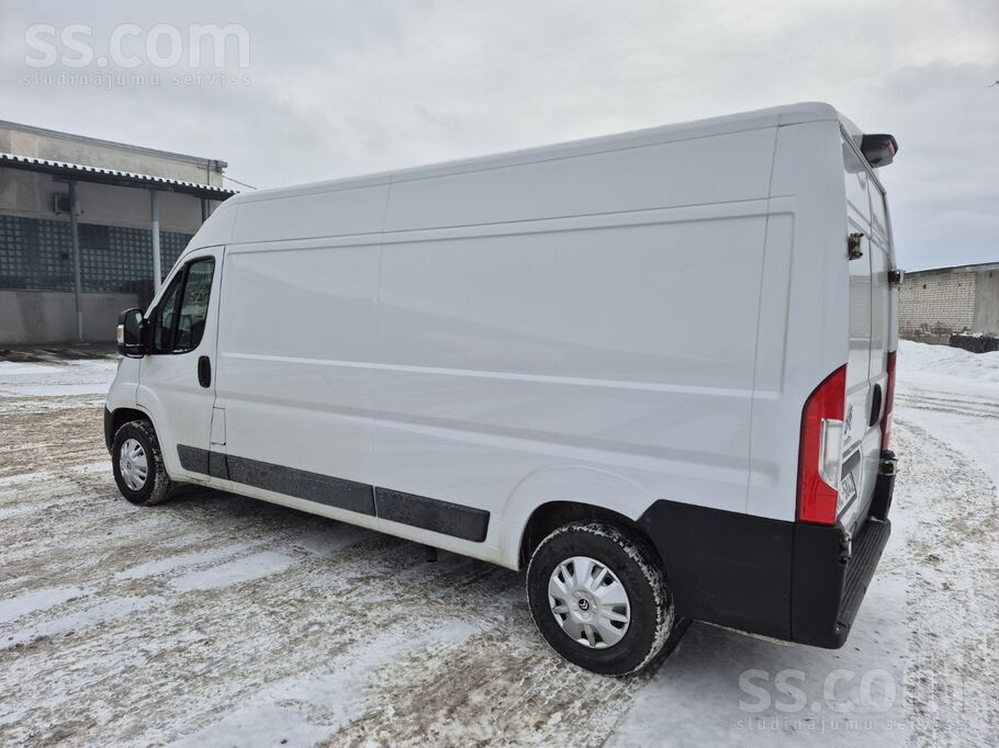 Uzņēmums pārdod Citroen Jumper L3H2, 3, 5 t, garantija līdz 2027.gada februā