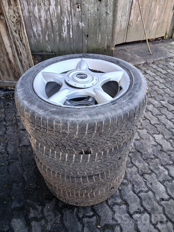Mini Nāk līdzi vēl visezonas riepas ar diskiem 4-5mm. N