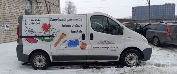 Nissan Продаю грузовой фургон в хорошем тех состоянии.