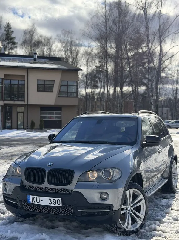 BMW Pārdodu bmw x5 e70 2008gads