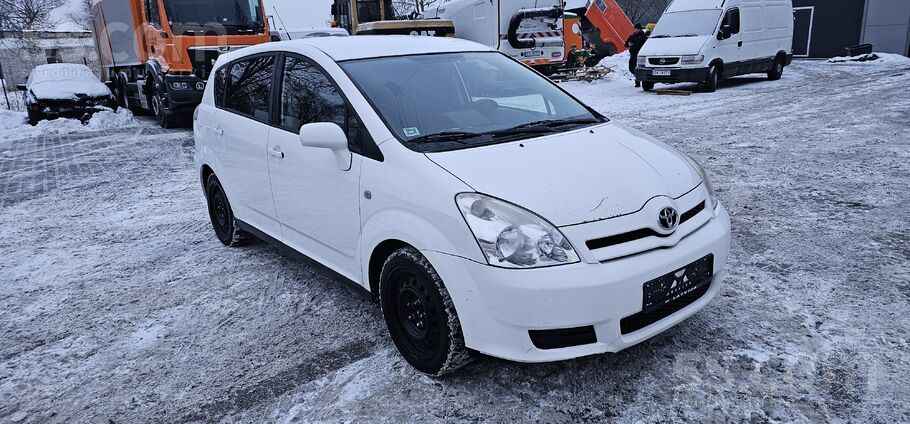 Pārdodu Toyotu tehniski labā kārtībā
Motors un kārba darbojas
Bremzēm veik