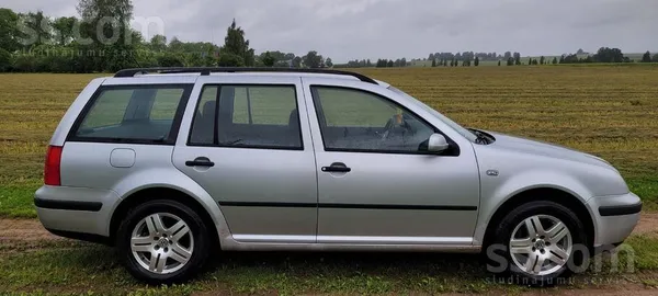 Volkswagen Laba tehniska stavokli, ir vizuala korozija (attel