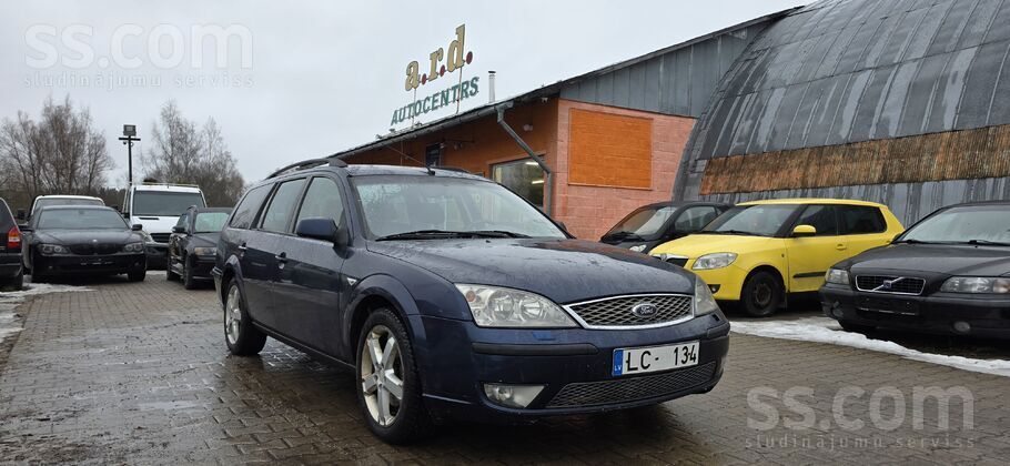 Ekonomisks auto (5, 8l/100km) ar TA līdz 20.10.2026. Ļoti daudz labu ekstru,