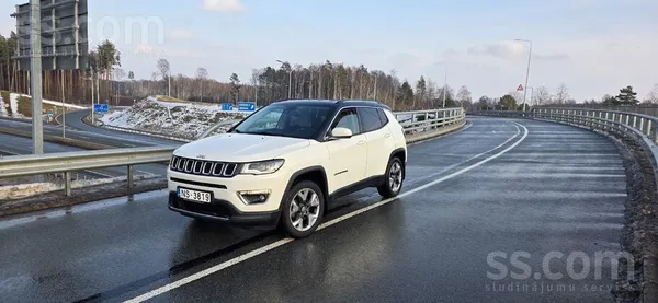 Jeep Compass - 1