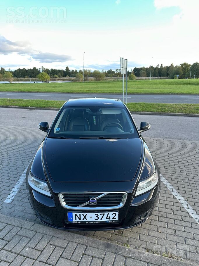 Volvo Volvo S40, 1, 6 TD manuālā ātrumkārba.