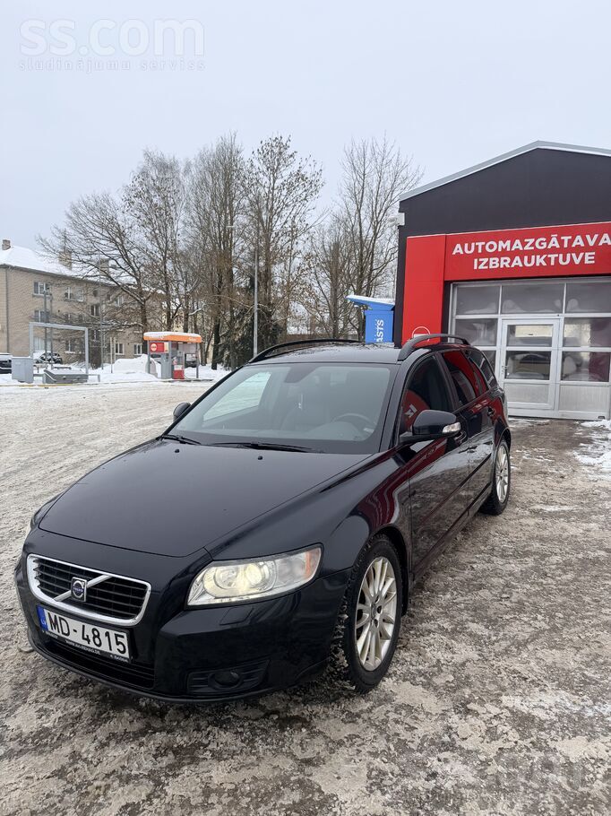 Volvo Pārdodas a/m labā stāvoklī 2.0D 100kw. Izieta tehn