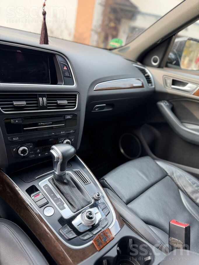 Audi Продаётся в отличном состоянии машина, ухоженная.