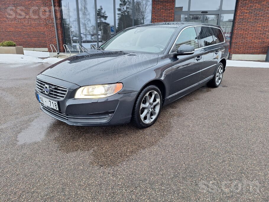 Volvo Pārdodu Volvo V70, 2.4 D5, 