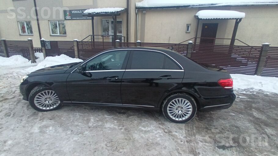 Mercedes E220 Bluetec , 9-Акпп, машина покупалась новой в Риге. Евро 6 ( с A