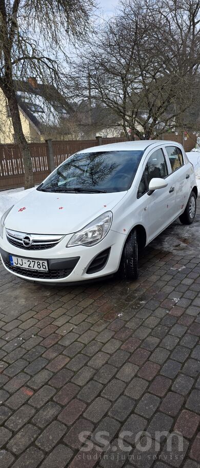 Opel Pārdod: Ekonomisku Opel Corsa (2013) – Sēdies un B