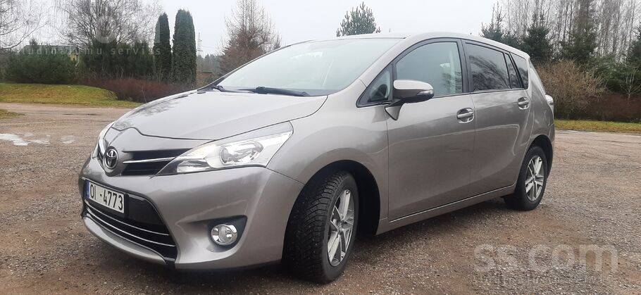 Toyota No Francijas - Toyota Verso (7 vietas) – 1.6 D4D 1