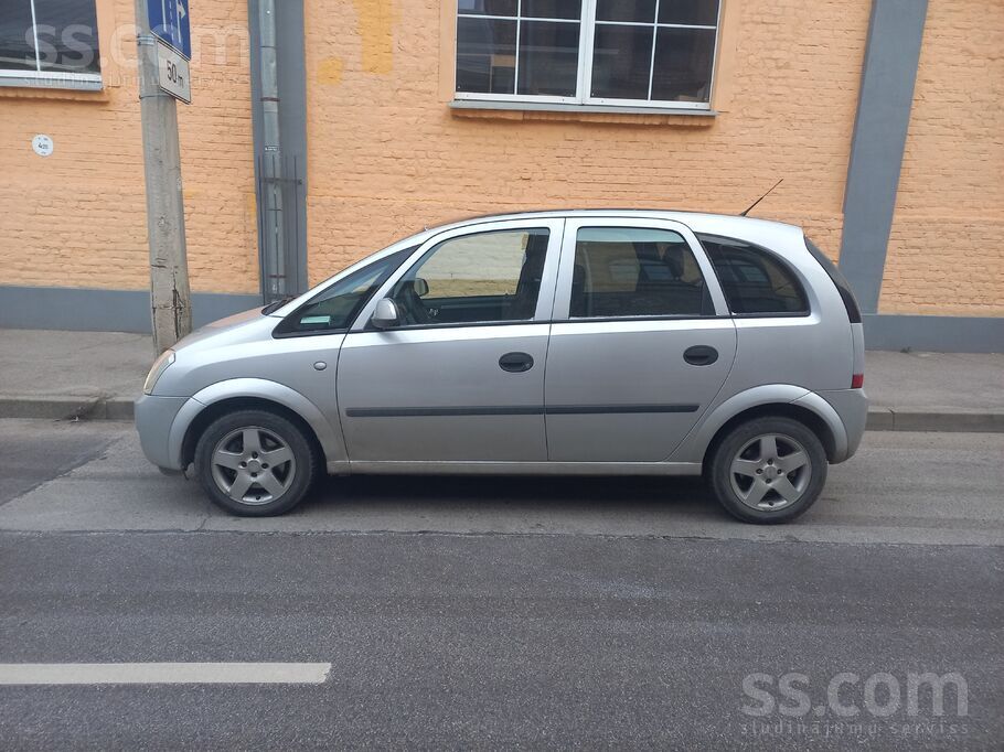 Opel Opel Meriva 1.6 benzīns. 