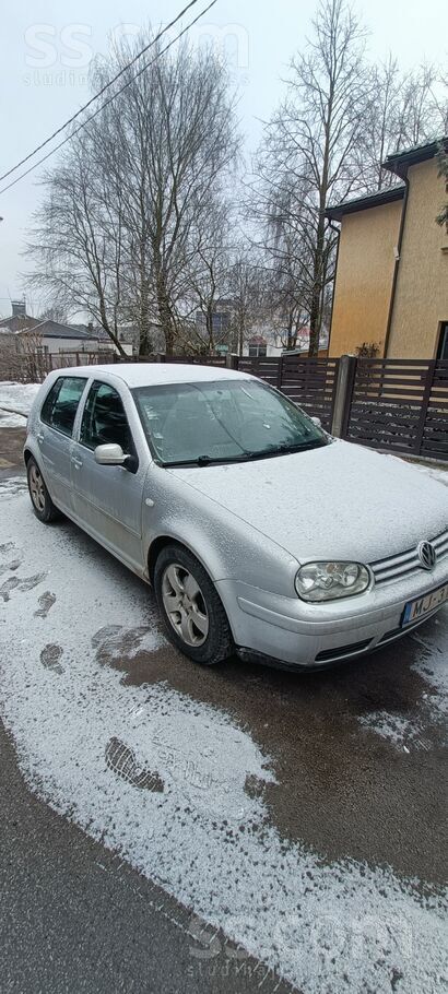 Продам golf 4, в удовлетворительном состоянии, со следами возраста, есть рыж