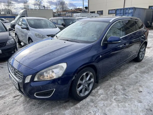 Volvo Volvo V60 Automāts 2.0 D3 120kW, 5cilindr motors,
