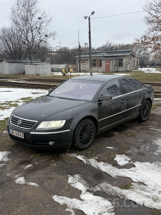 Auto tiek lietots ikdienā, bet uzsilstot kārbai sākas nelieli sitieni no 3 u