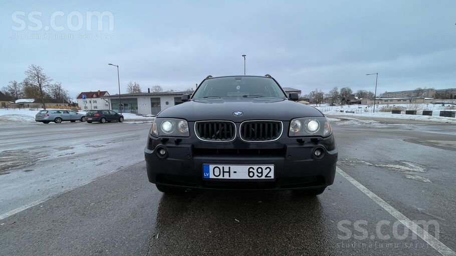 BMW Pārdodu BMW X3 labā tehniskā un vizuālā stāvoklī. 