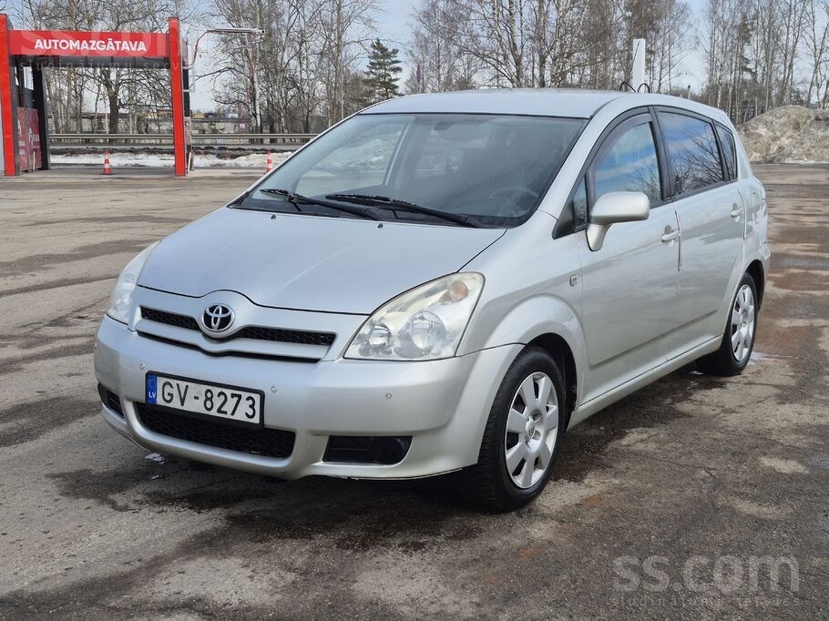 2.2D-4D 100kw, 7-vietas, 220000km orig. nobraukums. Labā tehniskā stāvoklī.