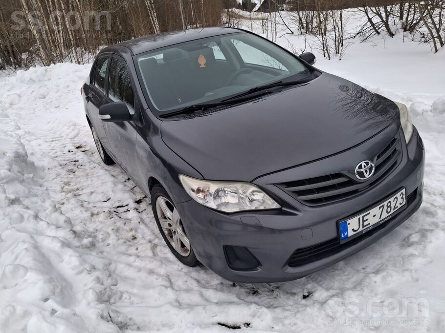 Mainu uz auto Lētāk. Mašīna labā tehniskā un vizuālā stāvoklī, ekonomiska. N