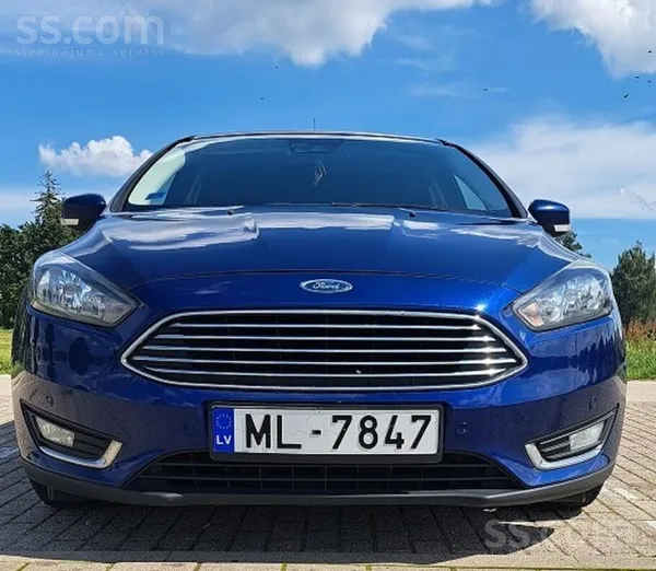 Ford Pārdodu auto, sakarā ar jauna auto iegādi , skate