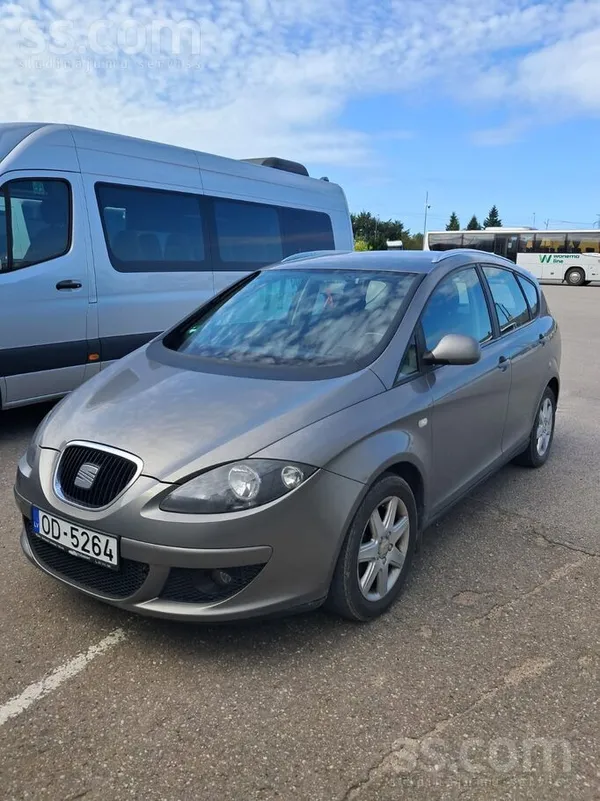 Seat Seat altea. Izcils minivens ar visu nepieciešamo k
