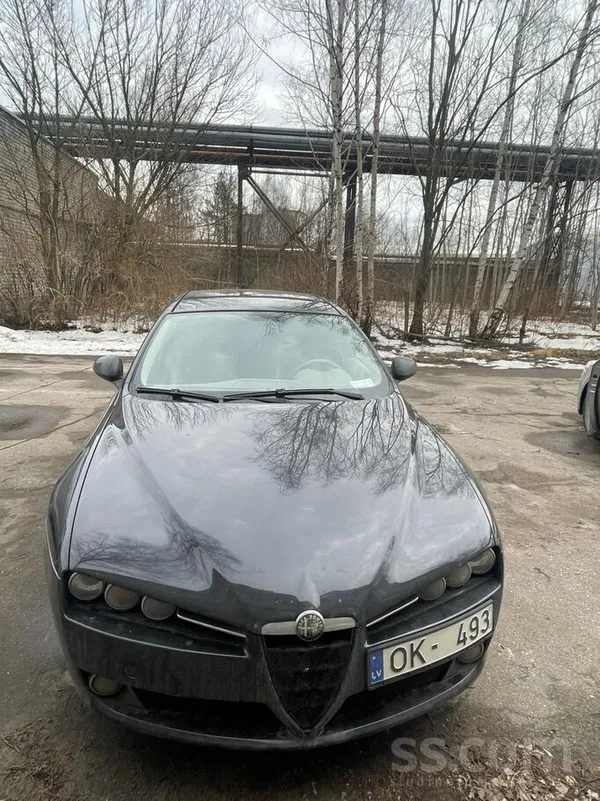 Alfa-romeo Pārdodu Alfa Romeo 159 1.9 Jtdm . Mašīna ir darba 