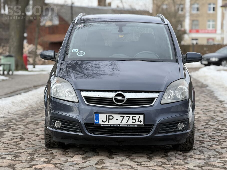 Opel Pārdodu Opel Zafira kura ļoti labi saglabājas ar o