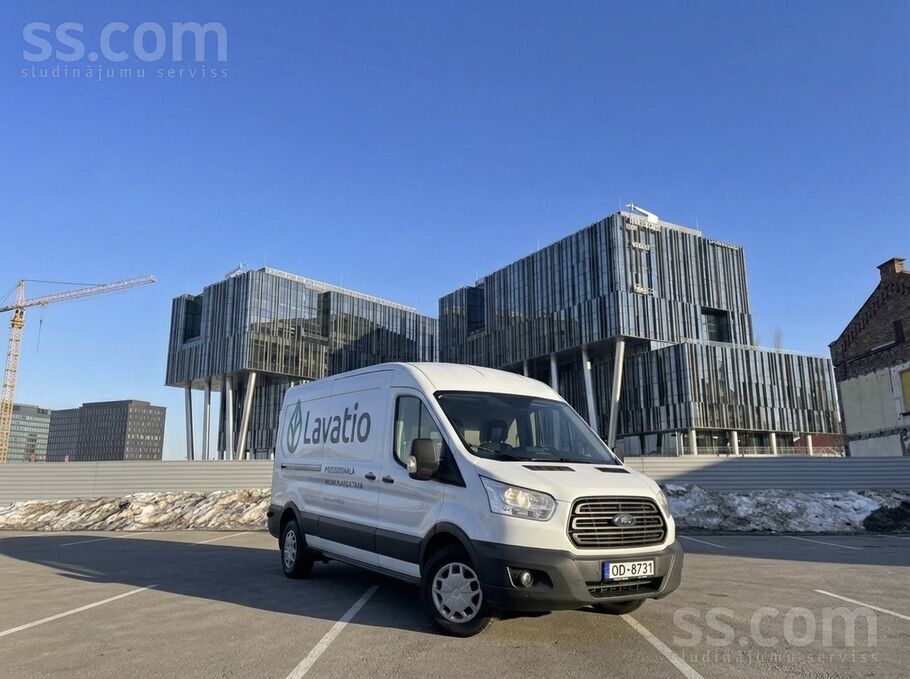 В продажу поступил микроавтобус Ford Transit 2.0 Ecoblue. Полная масса 3500