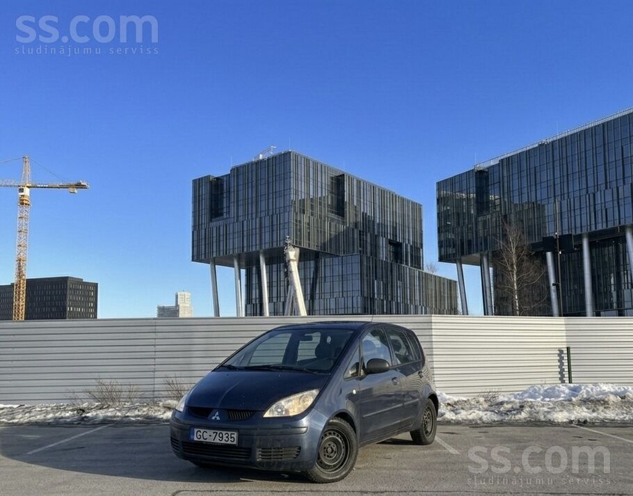 В продажу поступил автомобиль Mitsubishi Colt 1.3 benz. На автоматической ко