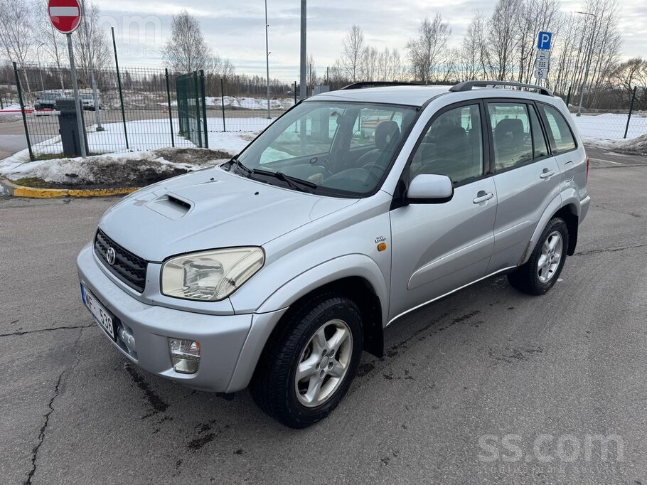 Toyota Pārdodu koptu auto. 4x4. Svaiga TA. Sēdies un brau