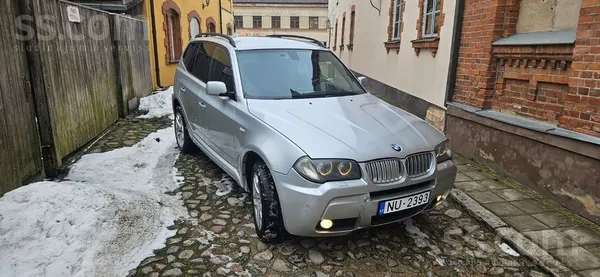 BMW Pardodu BMW X3 3.0d 210kw. Pilna M-Sport paka.
