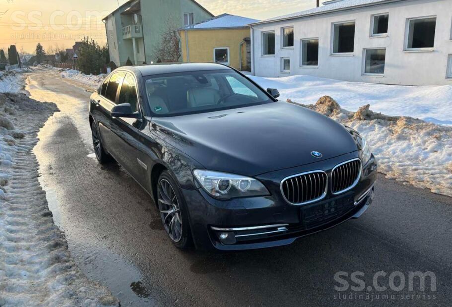 BMW Pārdodu BMW 740d (230 kW). Facelift modelis. Ideāl