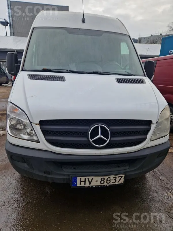 Mercedes Без виньетки. 