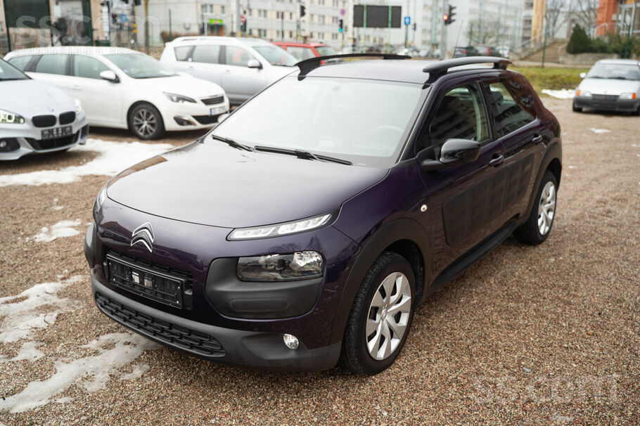 Citroen C4 Cactus no Francijas, auto ļoti labā tehniskā un vizuālā stāvoklī,