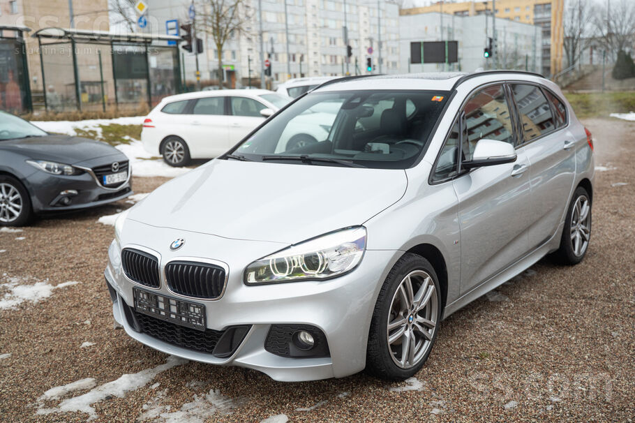 BMW BMW 218i M-sport Active Tourer no Nīderlandes, aut