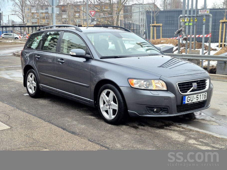 Volvo Pārdodu Volvo V50 Facelifts 2.4 D5. 
