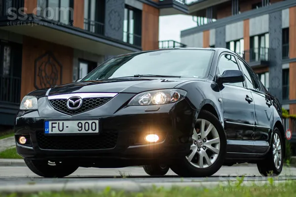 Mazda Pārdodu ekonomisku un uzticamu Mazda 3 (2009. gads