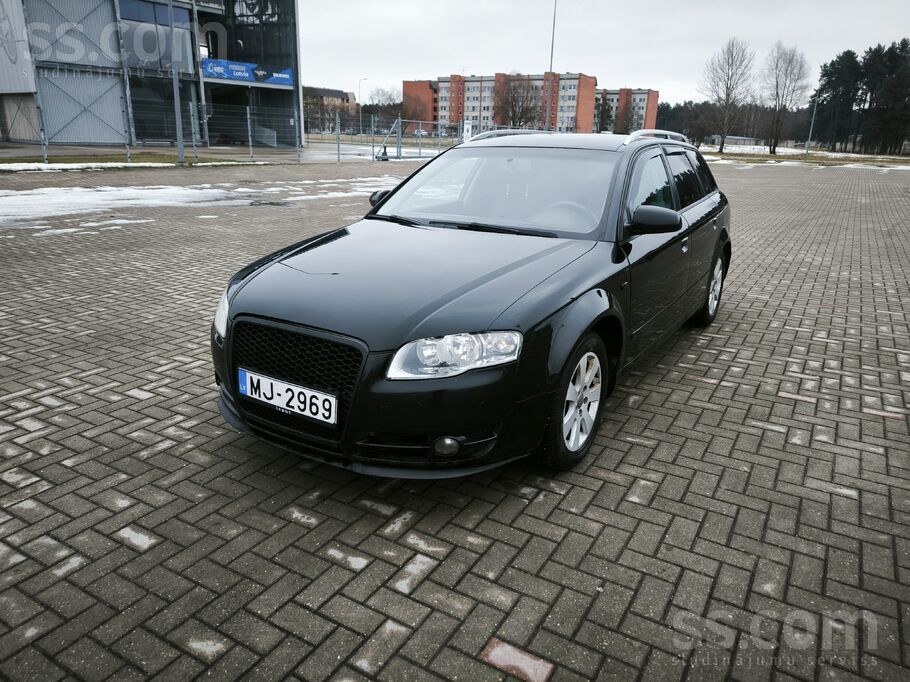 Audi Audi A4b7 2.0d 103kw, 6 ātrumu manuālis.