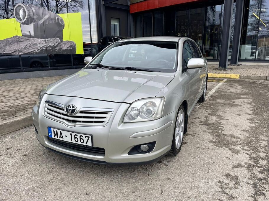 Toyota Toyota Avensis Facelift 2.4 Benzīns 120 kW Automāt