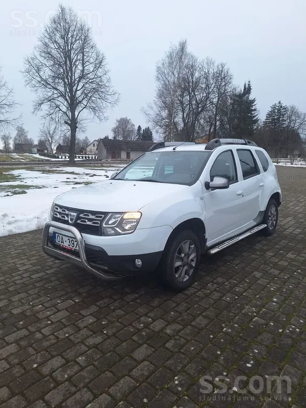 Dacia Pārdodu dacia duster 1.2 benzīns 92kw manuālais. 