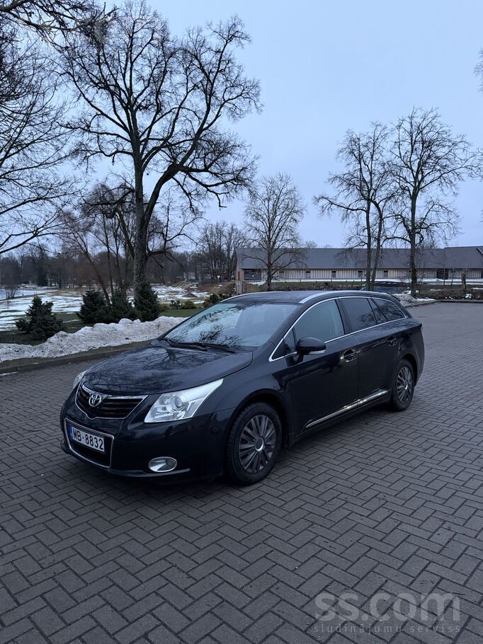 Toyota Pārdodu koptu Toyota Avensis 2.0D4D. Sīkāka inform
