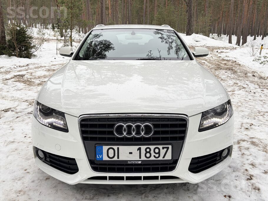 Audi Audi A4 Avant B8 modelis ar 2.0 Tdi dīzeļdzinēju. 
