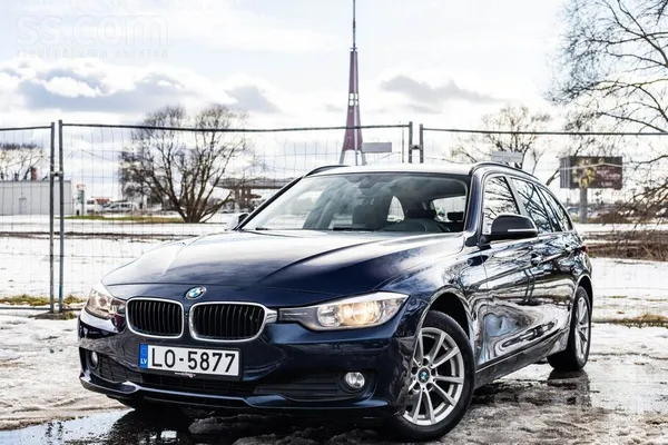 BMW BMW 318d ar 2.0 litru dīzeļdzinēju un manuālo ātru