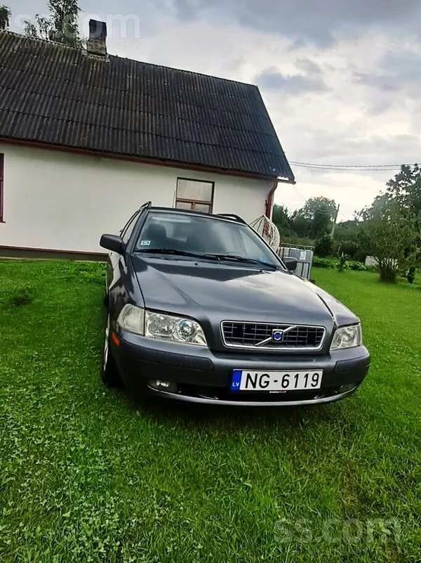 Volvo Volvo V40 Cross country 4x4 automāts. 