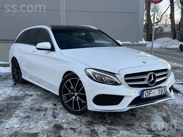 Mercedes Pārdodu koptu Mercedes Benz C220d ar Amg pakotni.