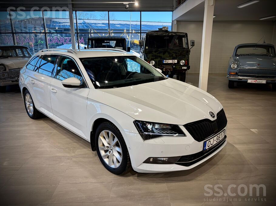 Škoda Superb ar ekonomisku benzīndzinēju un automātisko ātrumkārbu. 

Auto