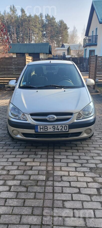 Auto ir tehniski un vizuali normala stāvokli(ir nedaudz rūsas). Sametināti u