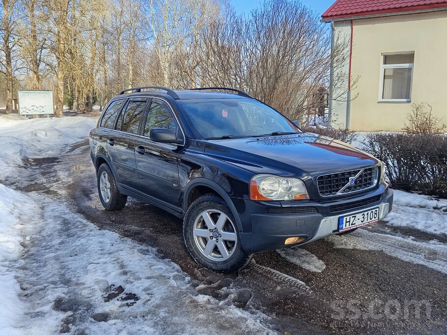 Volvo Pārdodam šo auto, jo esam iegadājušies sev ģimenei