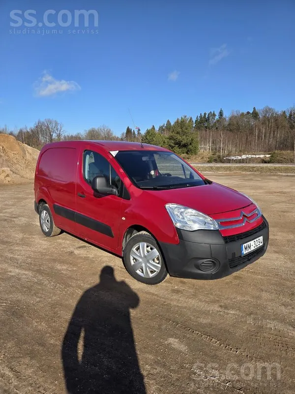 Citroen Pārdod 2008.gada Berlingo, vecā tipa 66kw benzīna 