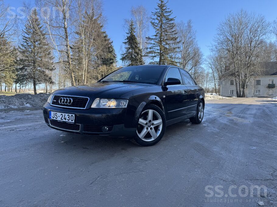Audi Audi A4 2002. gada ar 2.5 V6 Tdi motoru, tikko izi