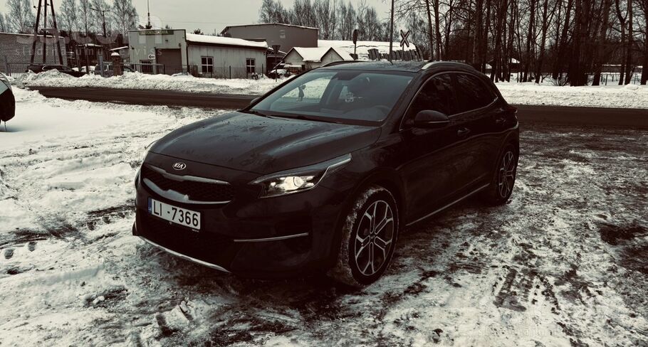 Loti labs uz smuks xceed. ( tas nav parastais ceed) pirkts un apkalpots kia